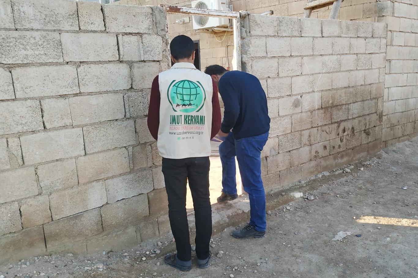 Mardin Umut Kervanı yüzlerce aileye yardım ulaştırdı Mardin Umut Kervanı yüzlerce aileye yardım ulaştırdı